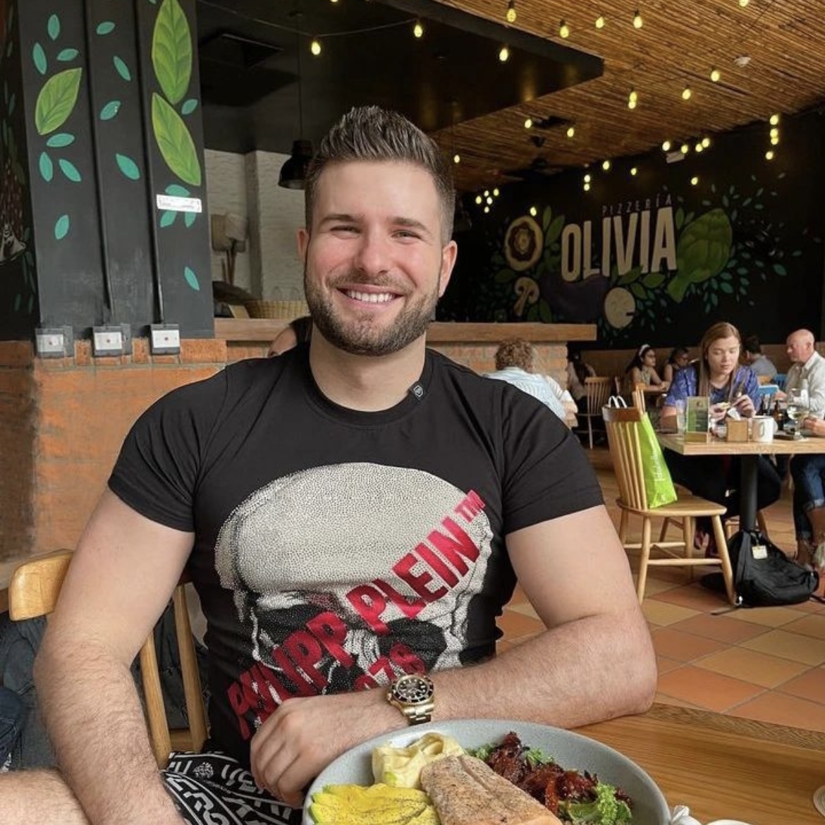 橘子加速器用户james，很满意橘子加速器